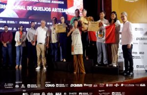 PRODUCTORES DE QUESOS PERUANOS GANAN MEDALLAS DE BRONCE EN CONCURSO REALIZADO EN BRASIL