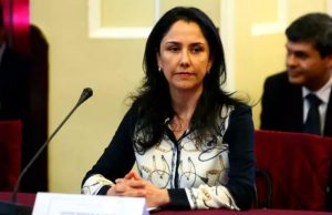 𝐅𝐢𝐬𝐜𝐚𝐥𝐢́𝐚 𝐚𝐫𝐜𝐡𝐢𝐯𝐚 𝐢𝐧𝐯𝐞𝐬𝐭𝐢𝐠𝐚𝐜𝐢𝐨́𝐧 𝐜𝐨𝐧𝐭𝐫𝐚 𝐞𝐱 𝐩𝐫𝐢𝐦𝐞𝐫𝐚 𝐝𝐚𝐦𝐚 𝐩𝐨𝐫 𝐩𝐫𝐞𝐬𝐮𝐧𝐭𝐚 𝐮𝐬𝐮𝐫𝐩𝐚𝐜𝐢𝐨́𝐧 𝐝𝐞 𝐟𝐮𝐧𝐜𝐢𝐨𝐧𝐞𝐬.