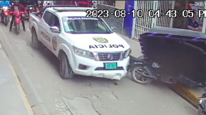 Chota: Patrullero de la PNP impactó con mototaxi