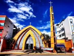 MUJER MUERE TRAS IMPACTAR SU MOTO CON UN VOLQUETE EN JAÉN
