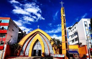 MUJER MUERE TRAS IMPACTAR SU MOTO CON UN VOLQUETE EN JAÉN