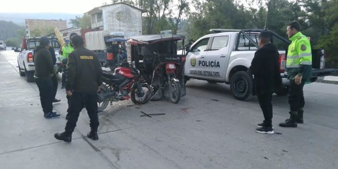 𝐂𝐇𝐎𝐓𝐀: 𝐀𝐂𝐂𝐈𝐃𝐄𝐍𝐓𝐄 𝐃𝐄 𝐓𝐑𝐀́𝐍𝐒𝐈𝐓𝐎 𝐄𝐍 𝐋𝐀 𝐀𝐕𝐄𝐍𝐈𝐃𝐀 𝐏𝐄𝐑𝐔, 𝐃𝐄𝐉𝐀 𝐇𝐄𝐑𝐈𝐃𝐎𝐒 𝐃𝐄 𝐂𝐎𝐍𝐒𝐈𝐃𝐄𝐑𝐀𝐂𝐈𝐎́𝐍.