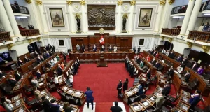 CONGRESO APRUEBA EXIMIR DE RESPONSABILIDAD PENAL USO LETAL DE LA FUERZA EN DEFENSA PROPIA
