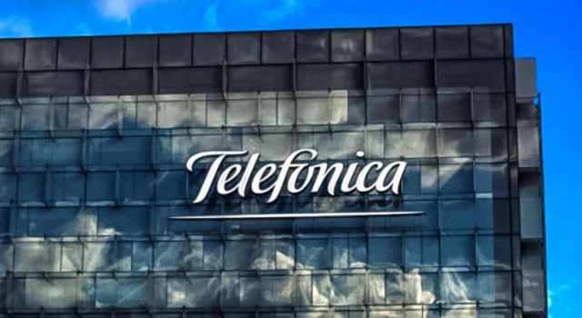 TELEFÓNICA QUEDA INHABILITADA PARA CONTRATAR CON EL ESTADO POR 3 AÑOS