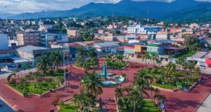 TARAPOTO: DELINCUENTE ROBA IPHONE 13 PRO MAX Y LO VENDE A 40 SOLES (video)