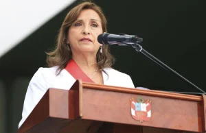 MOCIÓN DE VACANCIA CONTRA DINA BOLUARTE FUE ARCHIVADA TRAS RETIRO DE FIRMA DE ELVIS VERGARA Y RAÚL DOROTEO.