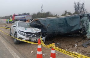 LURÍN: DOS MUERTOS Y MÁS DE DIEZ HERIDOS DEJÓ TRIPLE CHOQUE EN LA PANAMERICANA SUR
