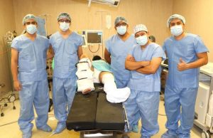MEDICOS RECONSTRUYEN LA TIBIA DE UN PACIENTE EN EL HOSPITAL GENERAL DE JAEN