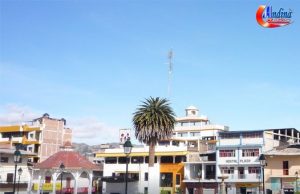CHOTA. ENCONTRO MIL SOLES EN UN CAJERO Y LOS ENTREGO A TRABAJADORES DEL BANCO