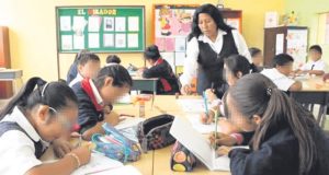 PROPONEN QUE DOMINIO DEL INGLÉS SEA OBLIGATORIO AL ACABAR EL COLEGIO.