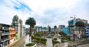 CHOTA: SUJETO ROBA A ADULTO MAYOR (video)