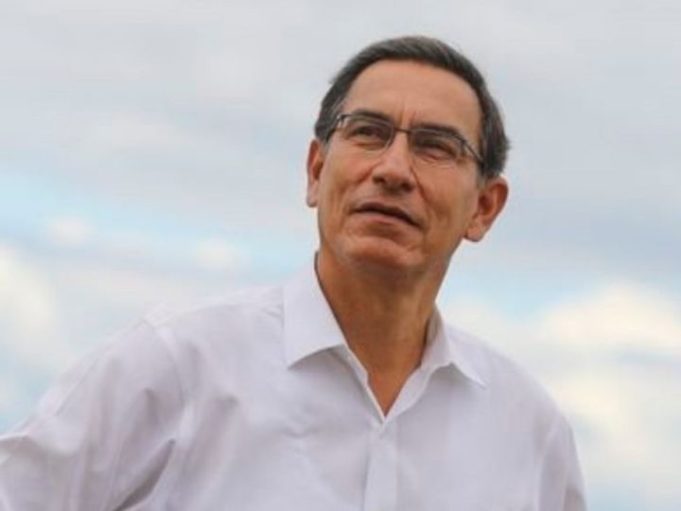 FISCALIA PIDE IMPEDIMENTO DE SALIDA DEL PAIS POR 18 MESES EN CONTRA DEL EXPRESIDENTE MARTIN VIZCARRA.