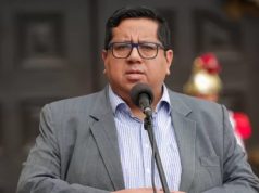 ALEX CONTRERAS NIEGA HABER RENUNCIADO AL MINISTERIO DE ECONOMÍA: «NO HE PRESENTADO NADA».