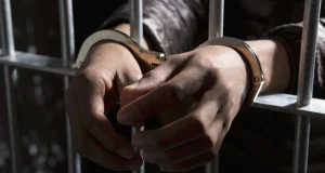 CONDENAN A MÉDICO POR SOLICITAR DINERO PARA REALIZAR CESÁREA EN EL HOSPITAL DE CELENDÍN