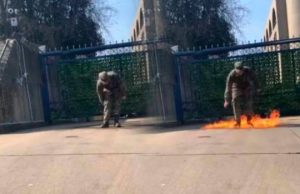 MUERE EL MILITAR QUE SE PRENDIÓ FUEGO FRENTE A LA EMBAJADA DE ISRAEL EN WASHINGTON