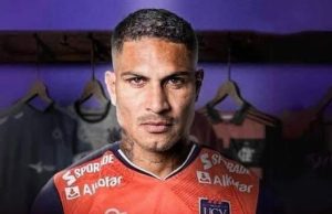 PAOLO GUERRERO ENVIÓ CARTA DE RENUNCIA A CÉSAR VALLEJO