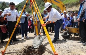 MINISTRO CÉSAR VÁSQUEZ COLOCO “PRIMERA PIEDRA” DEL NUEVO CENTRO DE SALUD LA RAMADA EN CUTERVO.