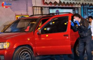 DOBLE ASESINATO EN ATE: SICARIOS DISPARAN CONTRA 2 PERSONAS QUE ESTABAN DENTRO DE SU AUTO