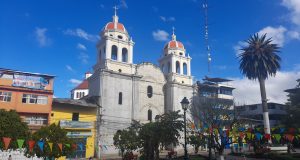 NOCHE DE VERBENA TERMINA EN GRESCAS EN LA PLAZA DE ARMAS DE NUESTRA PROVINCIA (VIDEO)