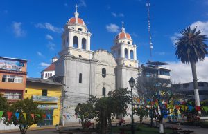 NOCHE DE VERBENA TERMINA EN GRESCAS EN LA PLAZA DE ARMAS DE NUESTRA PROVINCIA (VIDEO)