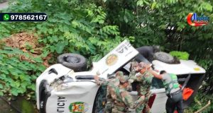 POLICIAS SALVAN DE MORIR AL SUFRIR DESPISTE DEL PATRULLERO EN EL QUE VIAJABAN