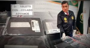 NIÑO ROBA 63 TABLETS DE UN COLEGIO EN CUSCO Y ES ENTREGADO A LA POLICÍA POR SU PADRE: AÚN FALTA RECUPERAR UN DISPOSITIVO.