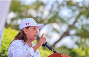 PRESIDENTA DINA BOLUARTE: «NADIE PUEDE DIRIGIRME EL DEDO, NI A MÍ, NI A MIS MINISTROS»