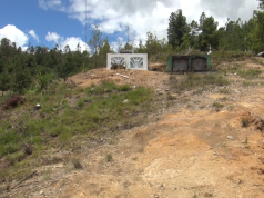 CEMENTERIO DEL CASERIO PINGOBAMBA EL TORIL EN RIESGO POR DESLIZAMIENTO DE TIERRAS