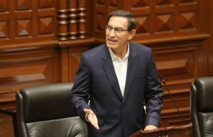 CONGRESO INHABILITÓ A MARTÍN VIZCARRA POR 10 AÑOS EN LA FUNCIÓN PÚBLICA.