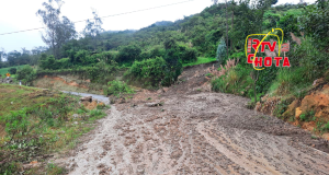 SE REPORTA CIERRE TOTAL DE LA VIA DE ANGUIA A CHUGUR