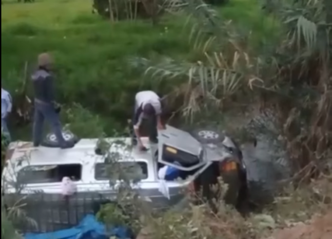 COMBI CAE A ABISMO EN LA CARRETERA CUTERVO – SOCOTA