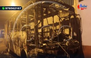 INCENDIAN BUS DE TRANSPORTE PUBLICO EN PLENA VIA PUBLICA EN SANTA ANITA